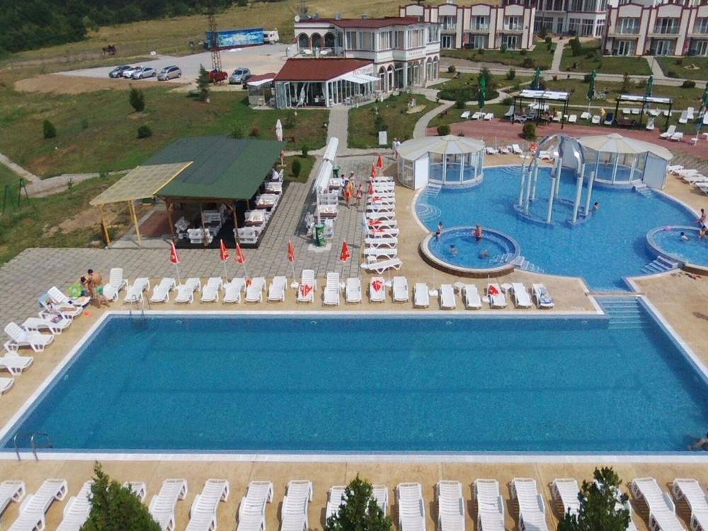 Апартаментен Туристически Комплекс Аква Терми Krasnovo Exterior photo
